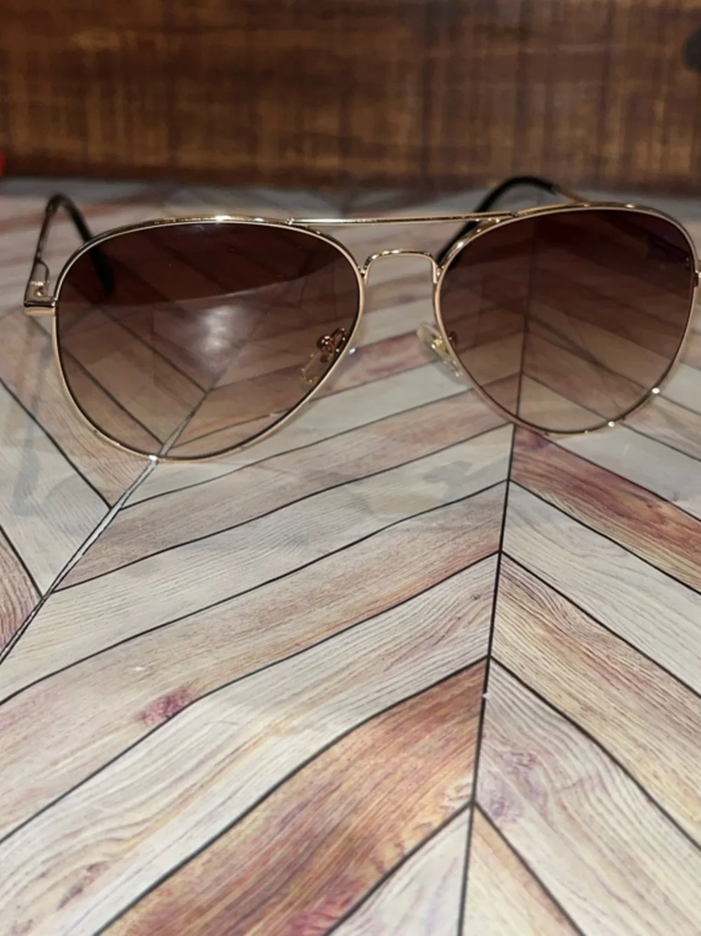Veda Tinda vision Aviator Sunglasses with gold frame Brown Gradient Lenses
